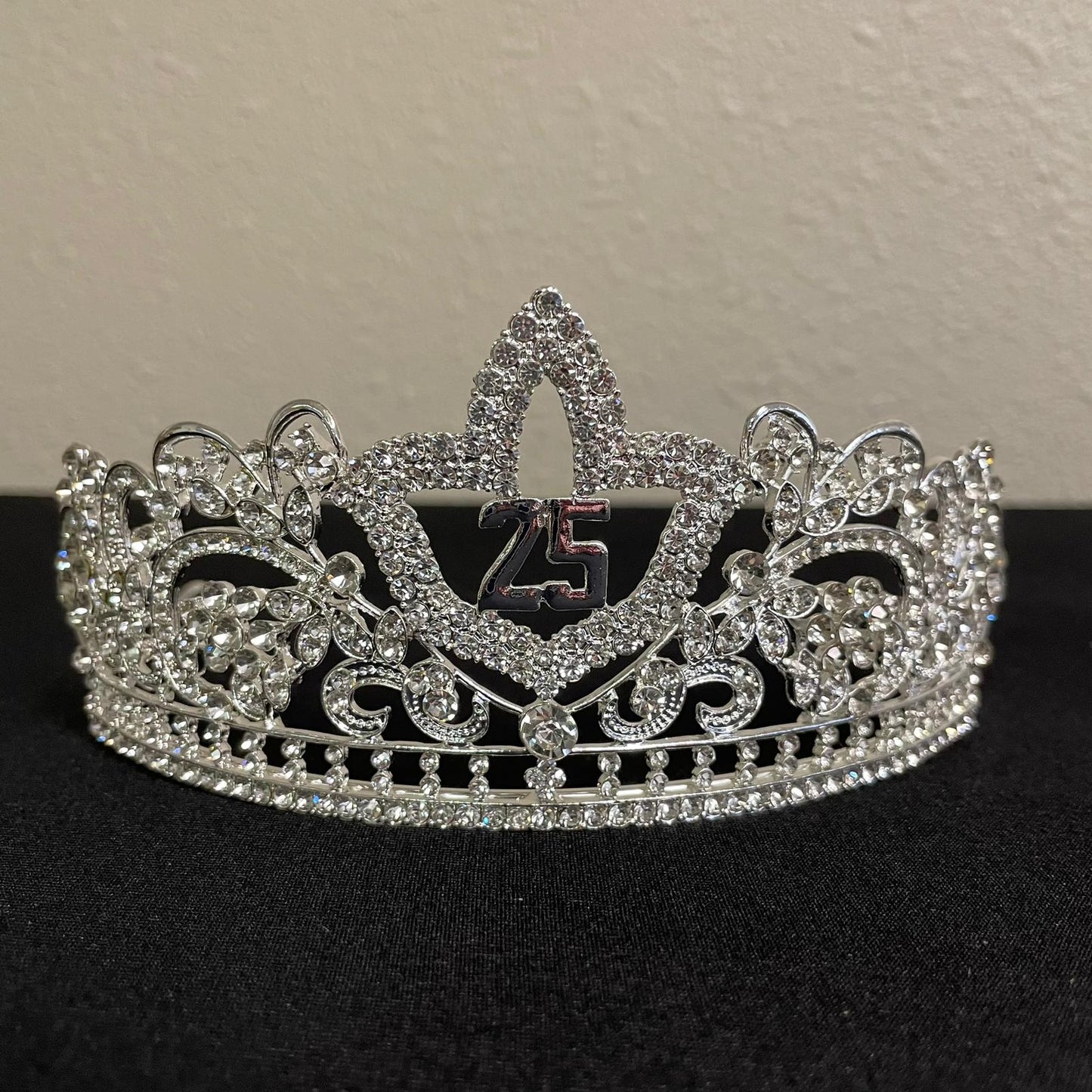 Crown 25