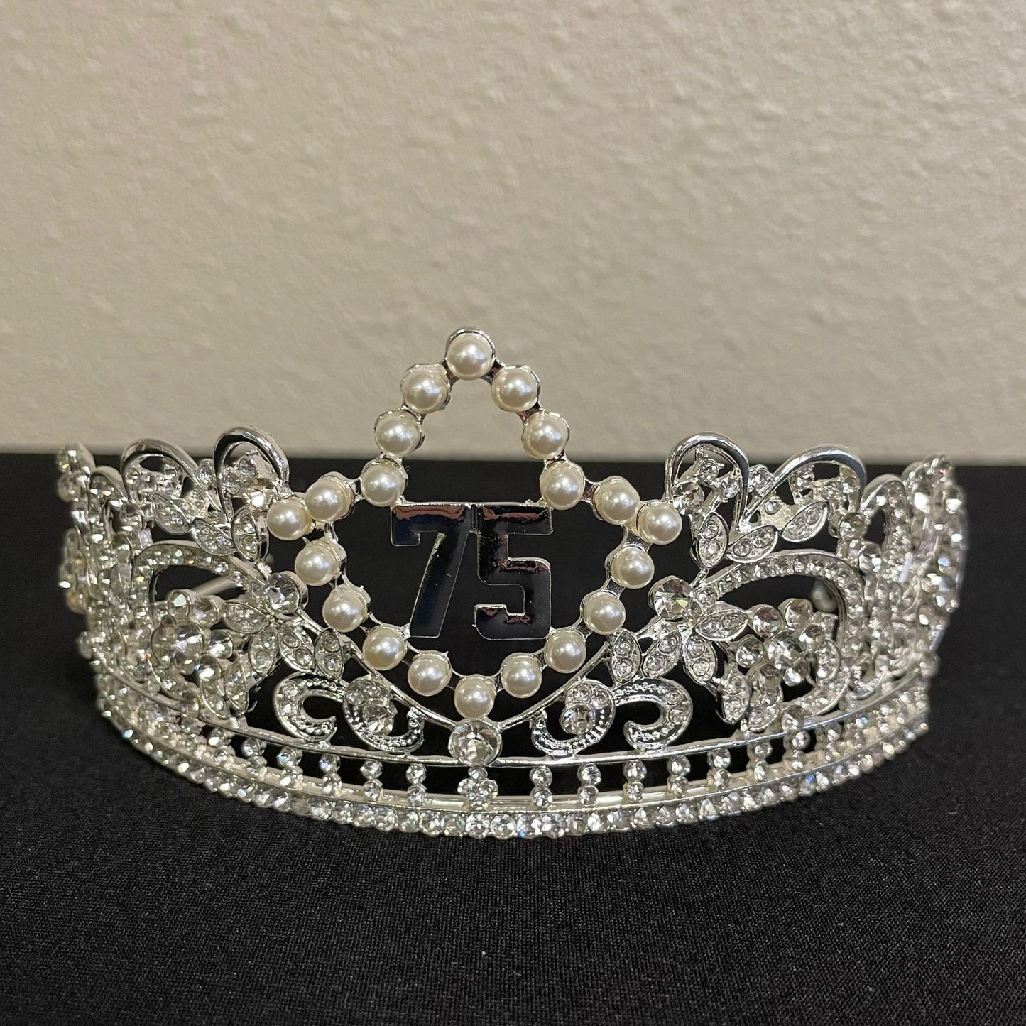 Crown 75