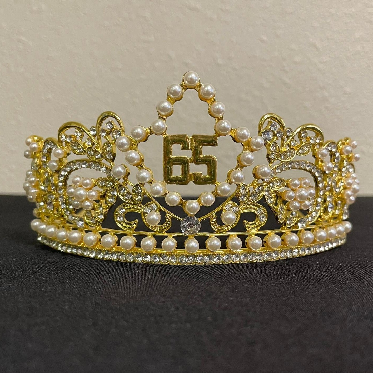 Crown 65
